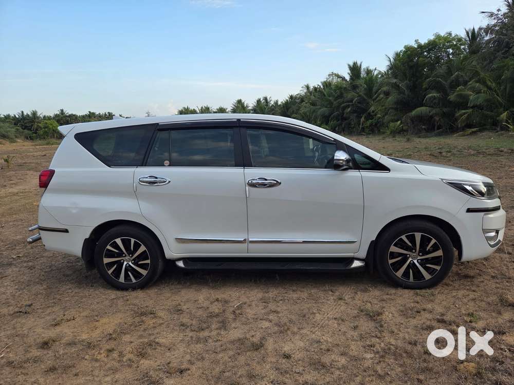 Toyota Innova Crysta 2.4 Z 7 Str, 2024, Diesel