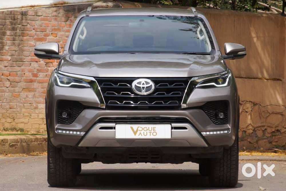 Toyota Fortuner 2.7 2wd At, 2017, Petrol