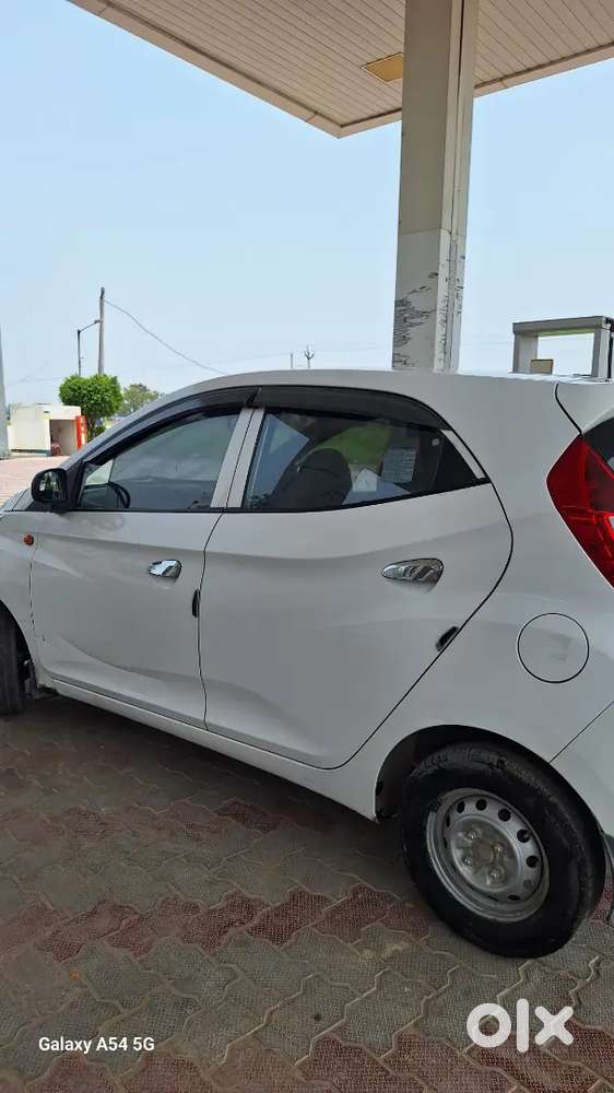 Hyundai Eon 2015 Petrol 62000 Km Driven