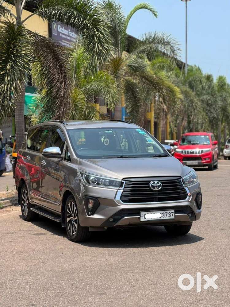 Toyota Innova Crysta 2020 Diesel Well Maintained
