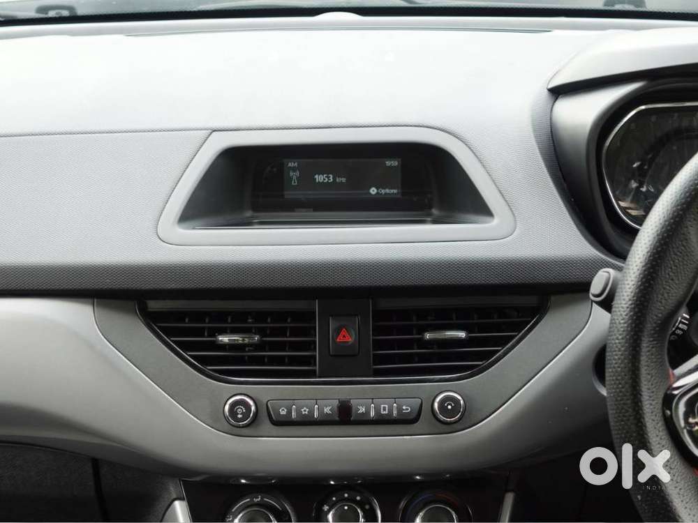 Tata Nexon 1.2 Revotron Xm (s), 2022, Petrol