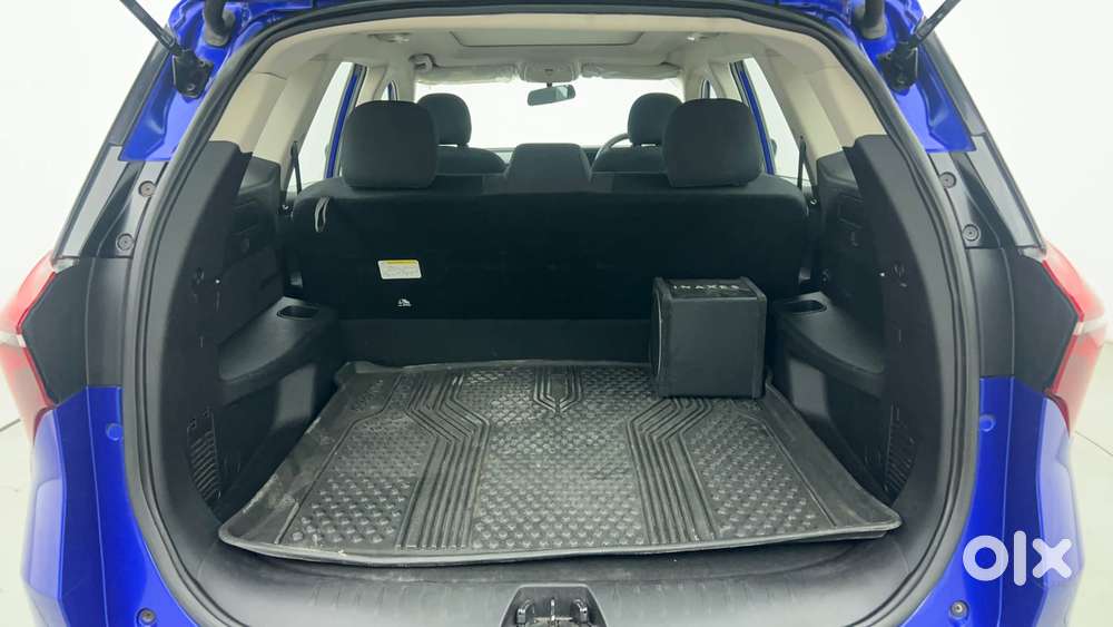 Mahindra Xuv700 2.2 Ax 5 Diesel At Str, 2023, Diesel