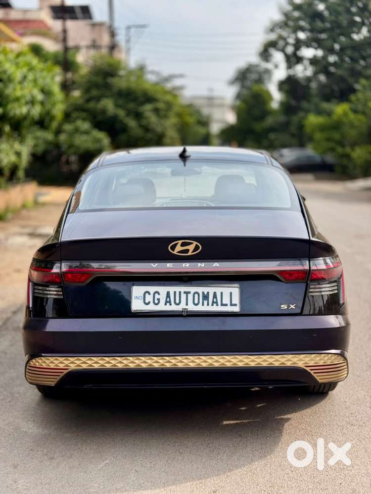 Hyundai Verna Sx 1.5 Petrol Ivt, 2024, Petrol