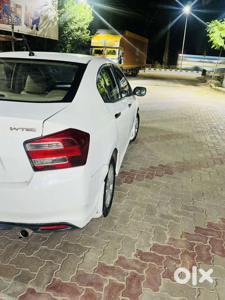 Honda City 2008-2011 1.5 V Mt, 2013, Petrol