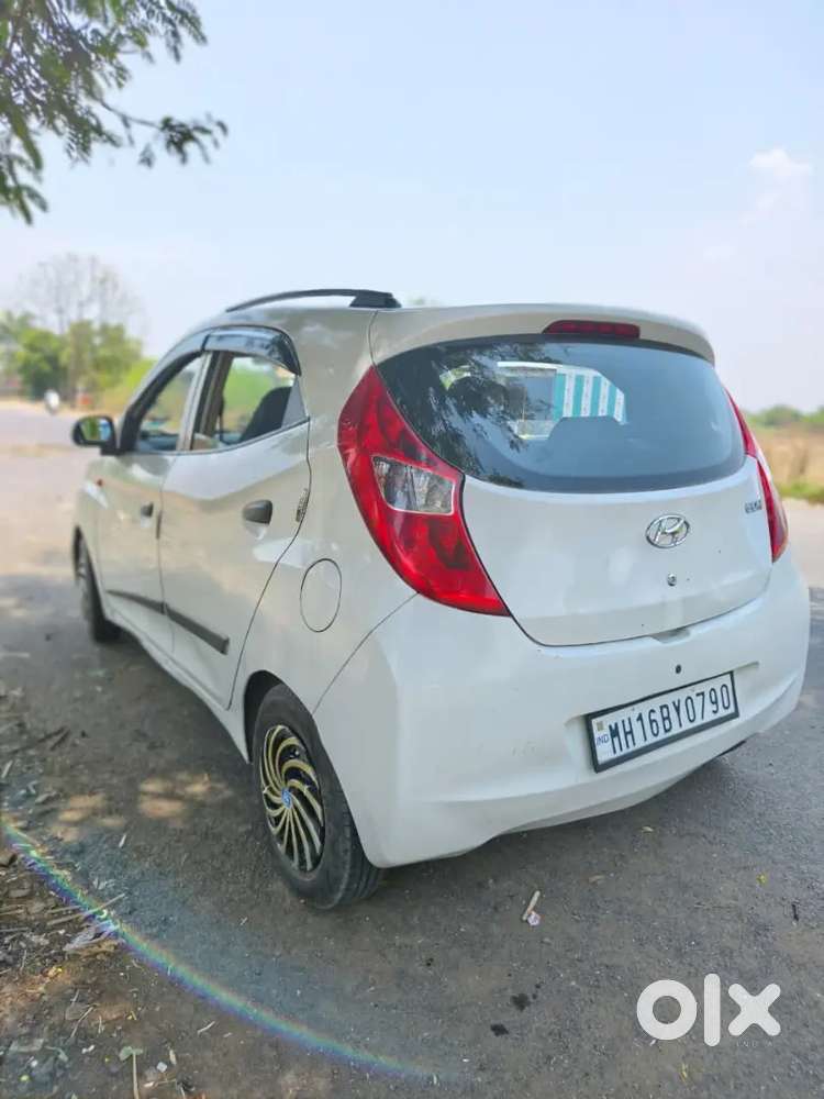 Hyundai Eon 2017. Exchange Me Dusri Gadi Bhi Chalengi