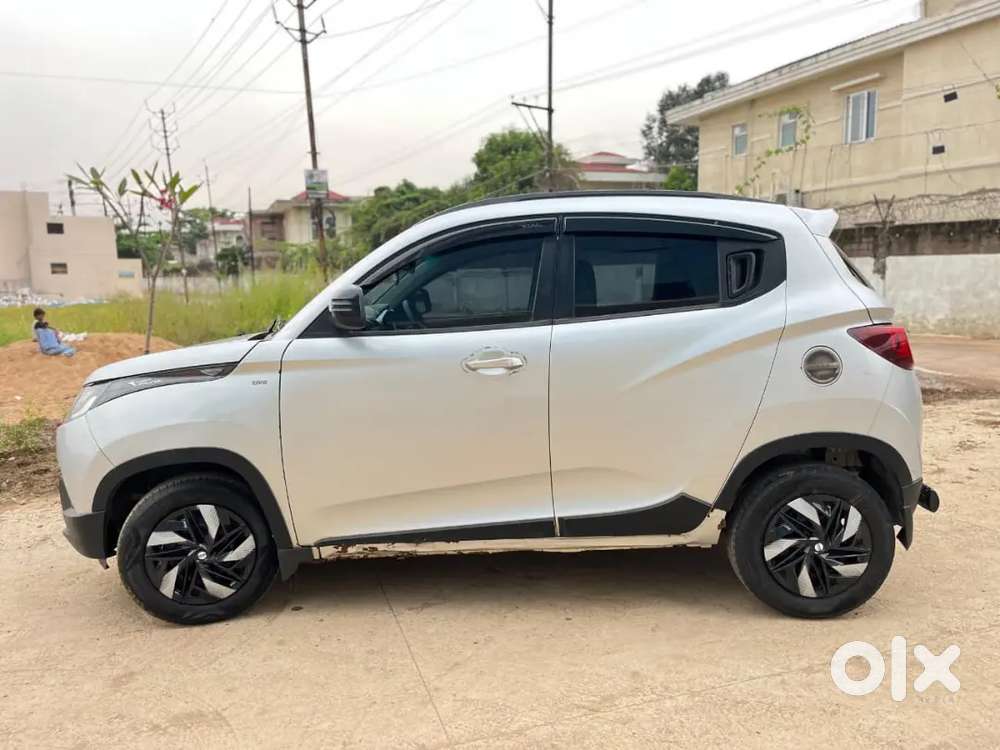 Mahindra Kuv 100 2017 Diesel 76000 Km Driven