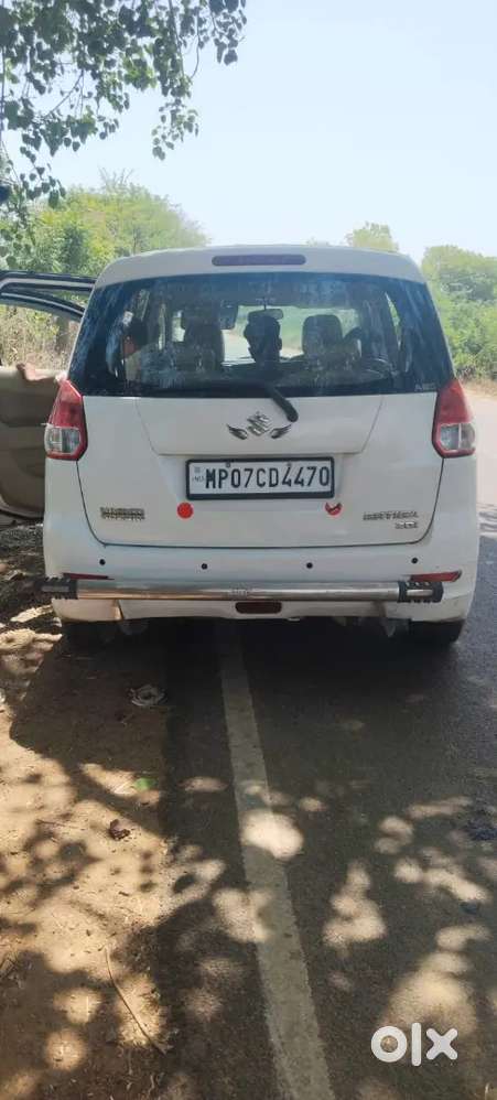 Maruti Suzuki Ertiga 2015 Diesel 90000 Km Driven