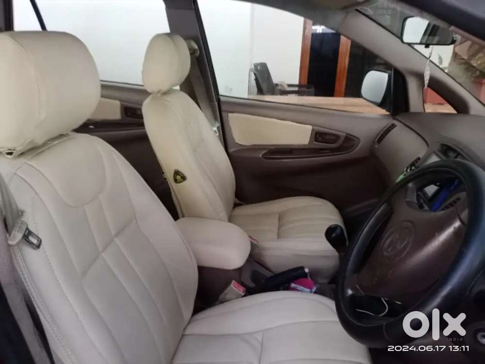 Toyota Innova (diesel) – Rc Valid Till 2031