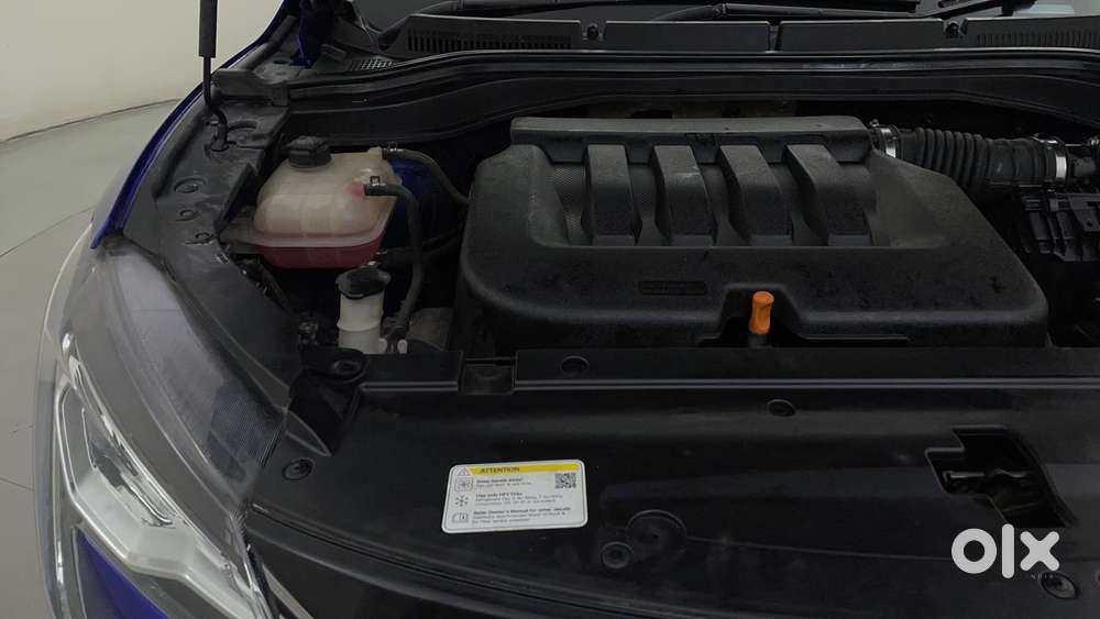 Mahindra Xuv700 2.0 Ax 7 Petrol At Luxury Pack Str, 2022, Petrol