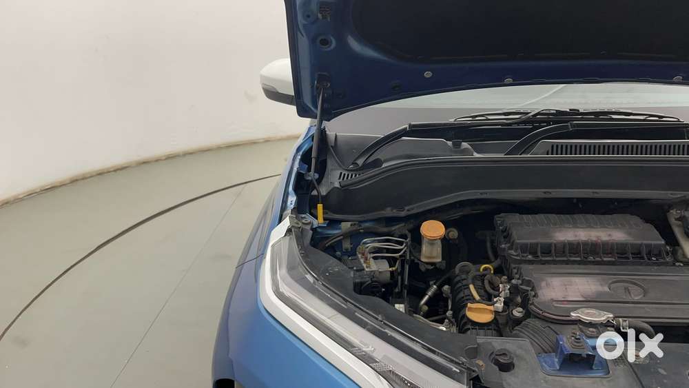 Tata Punch 1.2 Revotron Creative Dual Tone, 2021, Petrol