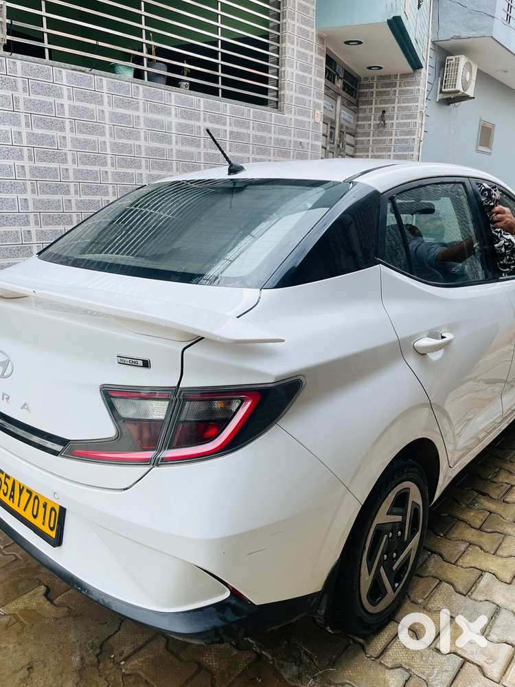 Hyundai Aura Hybrid 2025