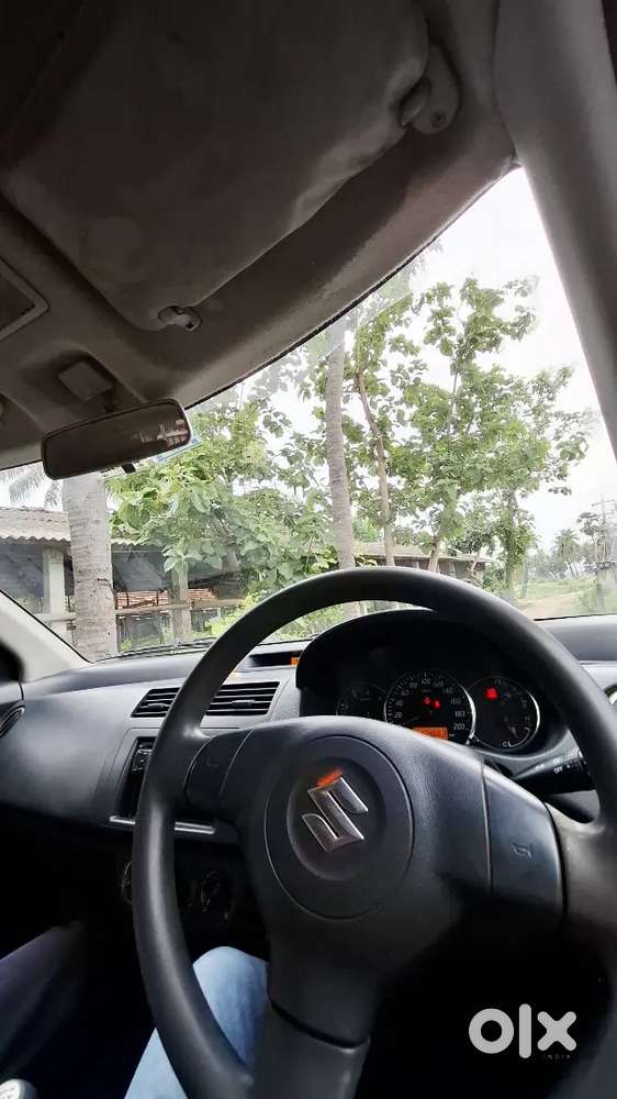 Maruti Suzuki Swift 2010 Vdi Bsiv