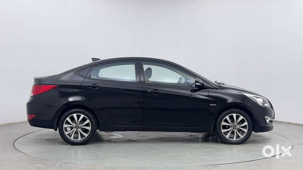 Hyundai Verna [ ] Fluidic 4s 1.6 Vtvt Sx, 2016, Petrol