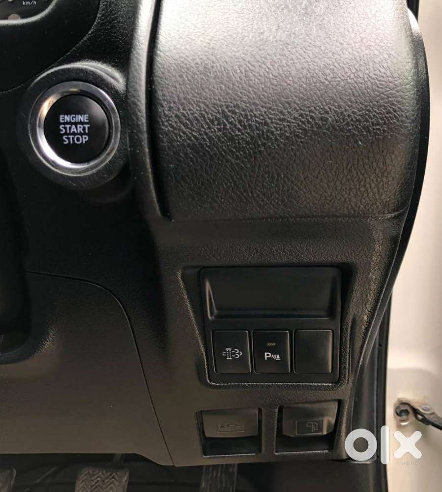 Toyota Innova Crysta [2020-ongoing] 2.4 Gx At 7 Str, 2020, Diesel