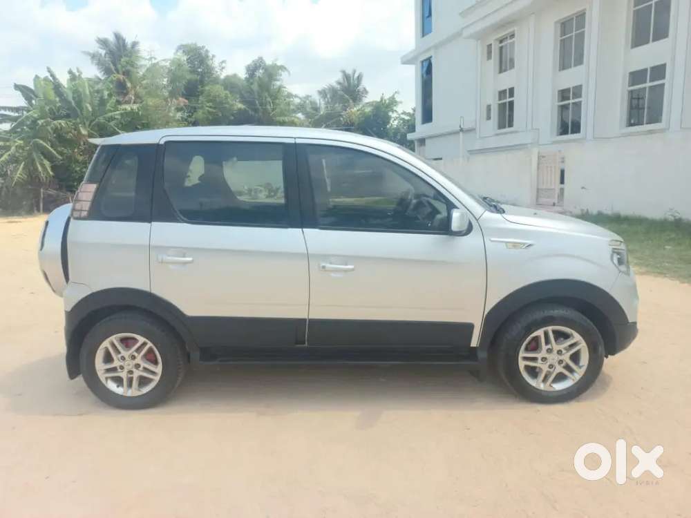 Mahindra Nuvosport 2016