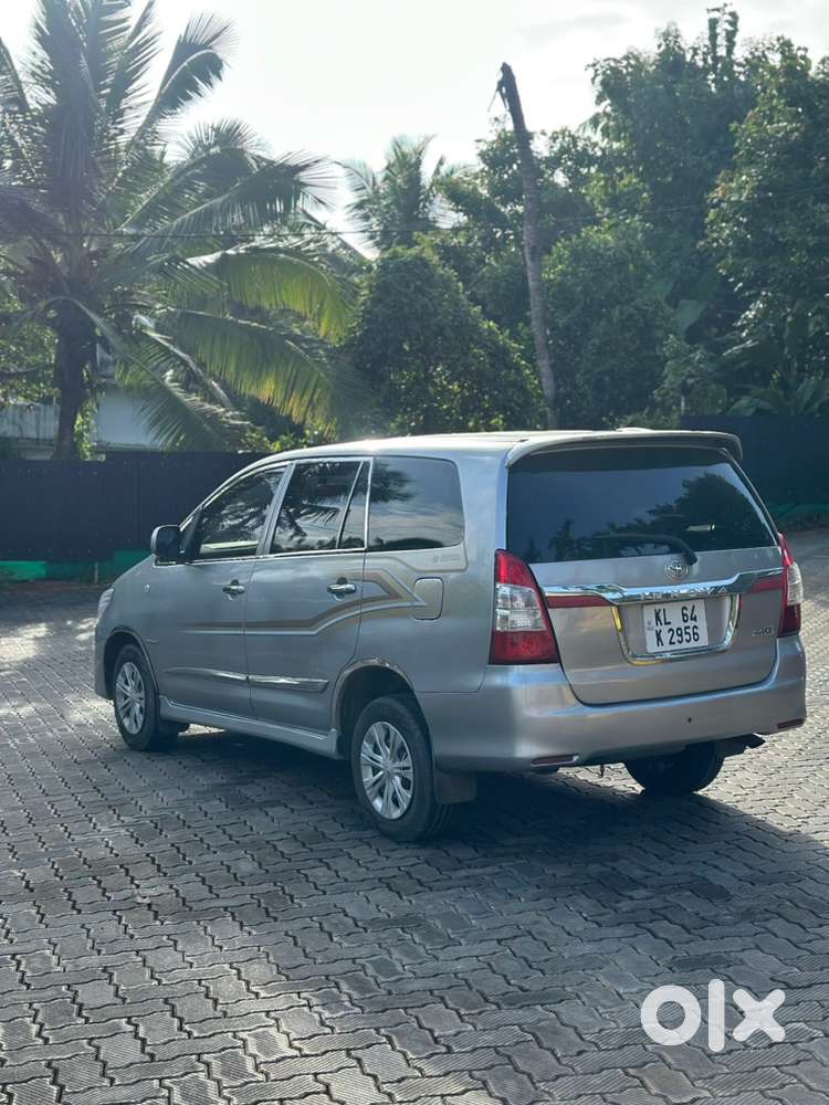 Toyota Innova Diesel 2015 Year