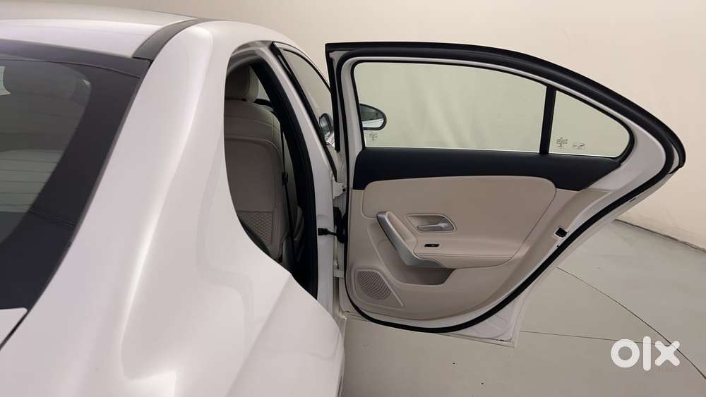 Mercedes-benz A-class Limousine 200, 2021, Petrol