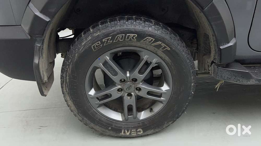 Mahindra Thar 2.0 Lx Hard Top Petrol At 4 Rwd, 2022, Petrol