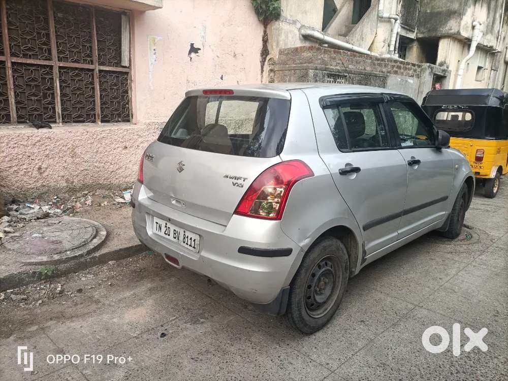 Maruti Suzuki Swift 2009 Petrol 80000 Km Driven