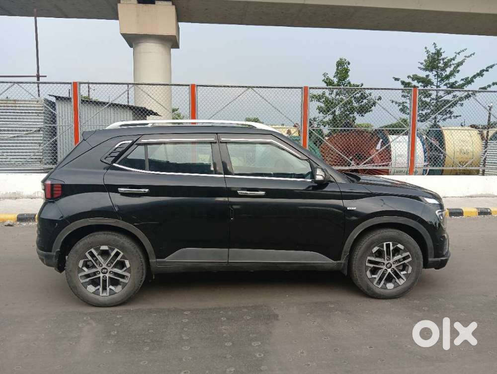 Hyundai Venue 1.0 Sx (o) Turbo Dct, 2023, Petrol