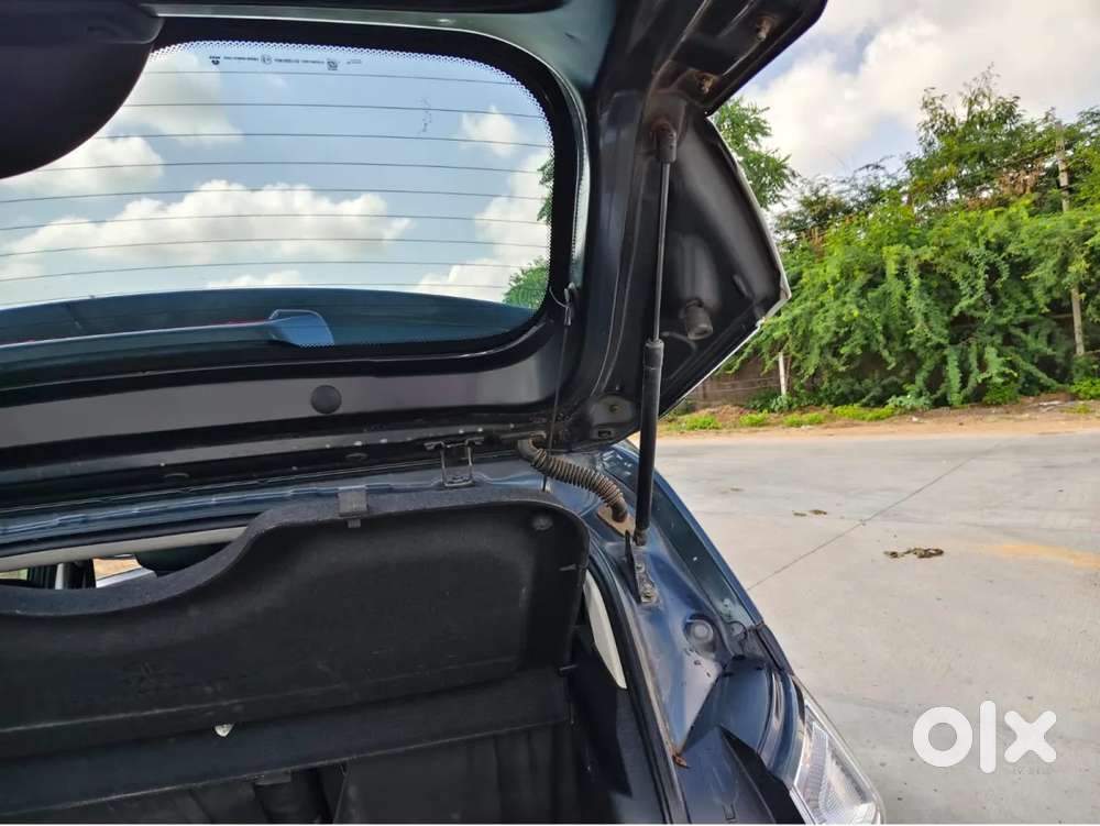 Tata Nexon 1.2 Revotron Xza Plus, 2018, Petrol
