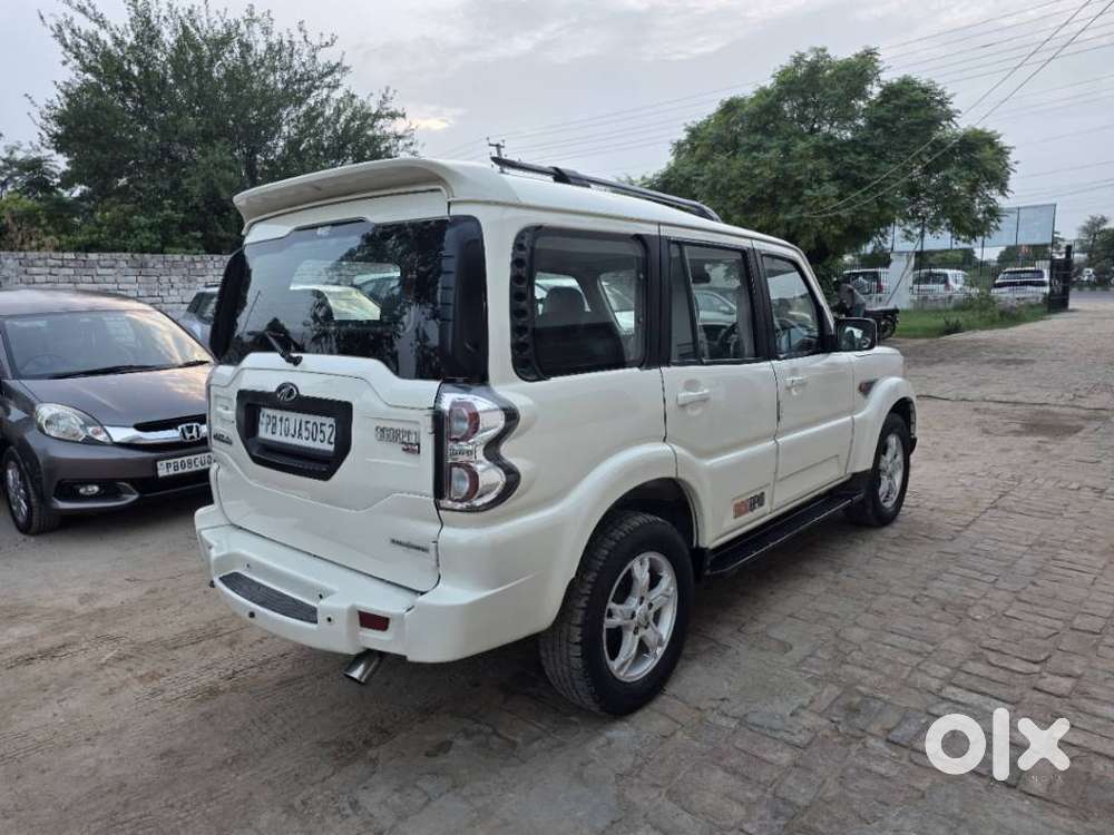 Mahindra Scorpio S10 4wd, 2017, Diesel