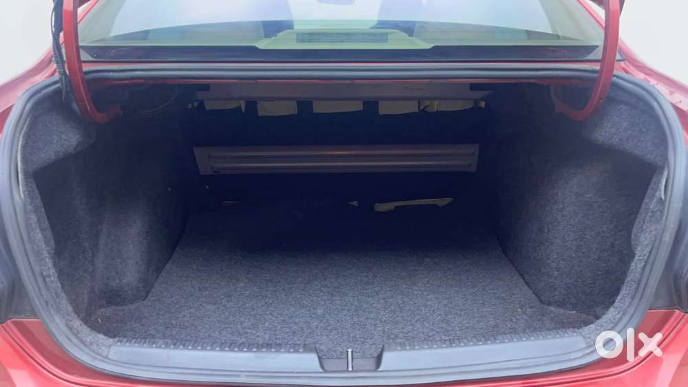 Volkswagen Vento 1.2 Tsi Highline At, 2021, Petrol