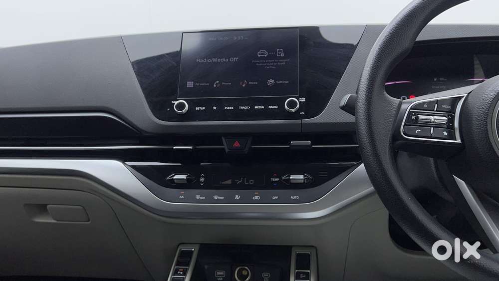 Kia Carens 1.4 Prestige Plus Turbo 7 Str, 2022, Petrol