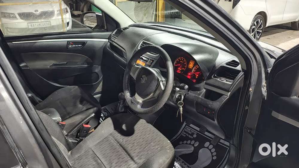 Maruti Suzuki Swift Vxi 2015 Petrol Well Maintained