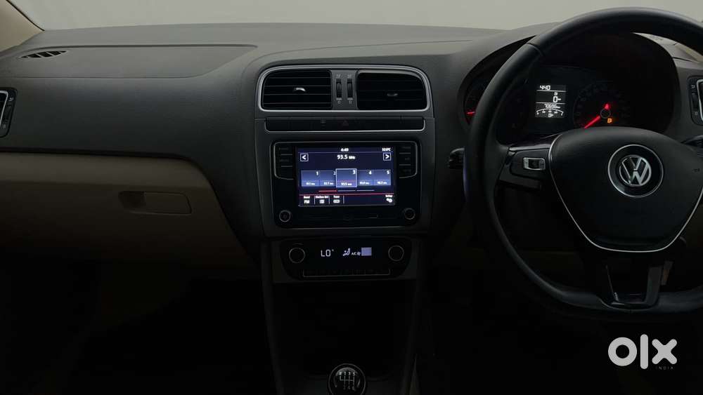 Volkswagen Vento 2010-2013 Petrol Highline At, 2022, Petrol