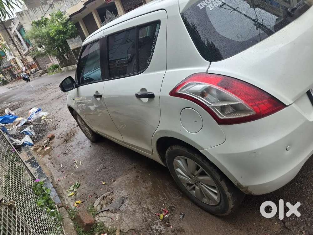 Maruti Suzuki Swift Zxi Petrol 2017