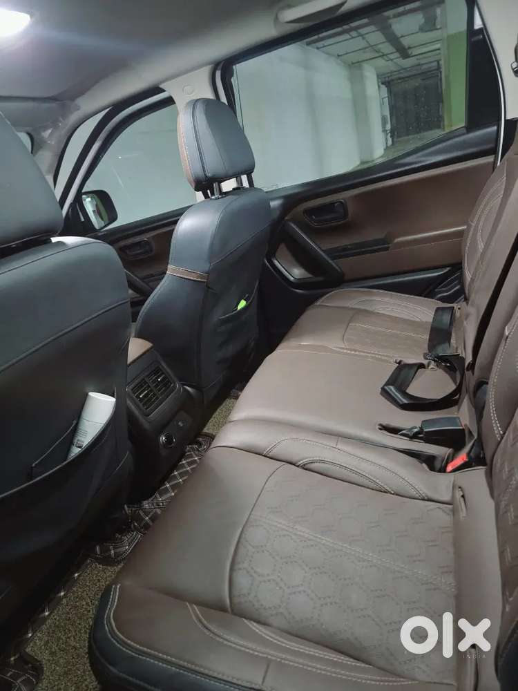 Mahindra Scorpio-n 2022 -2023 Petrol Automatic