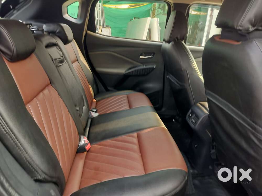 Nissan Magnite N-connecta Mt, 2025, Petrol
