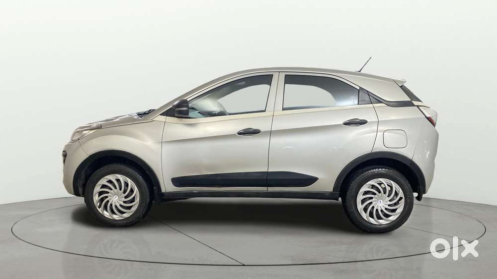 Tata Nexon 1.2 Revotron Xm, 2018, Petrol
