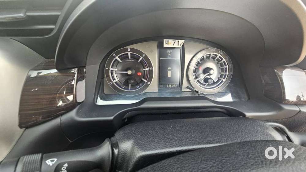 Toyota Innova Crysta 2.8z Automatic, 2017, Diesel