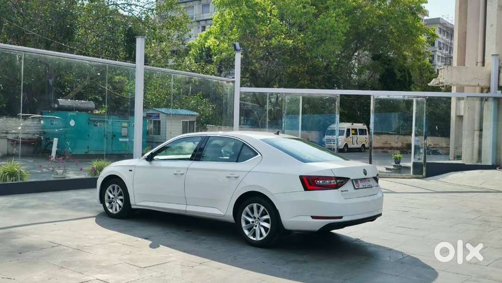 Skoda Superb Lk 1.8 Tsi At, 2016, Petrol