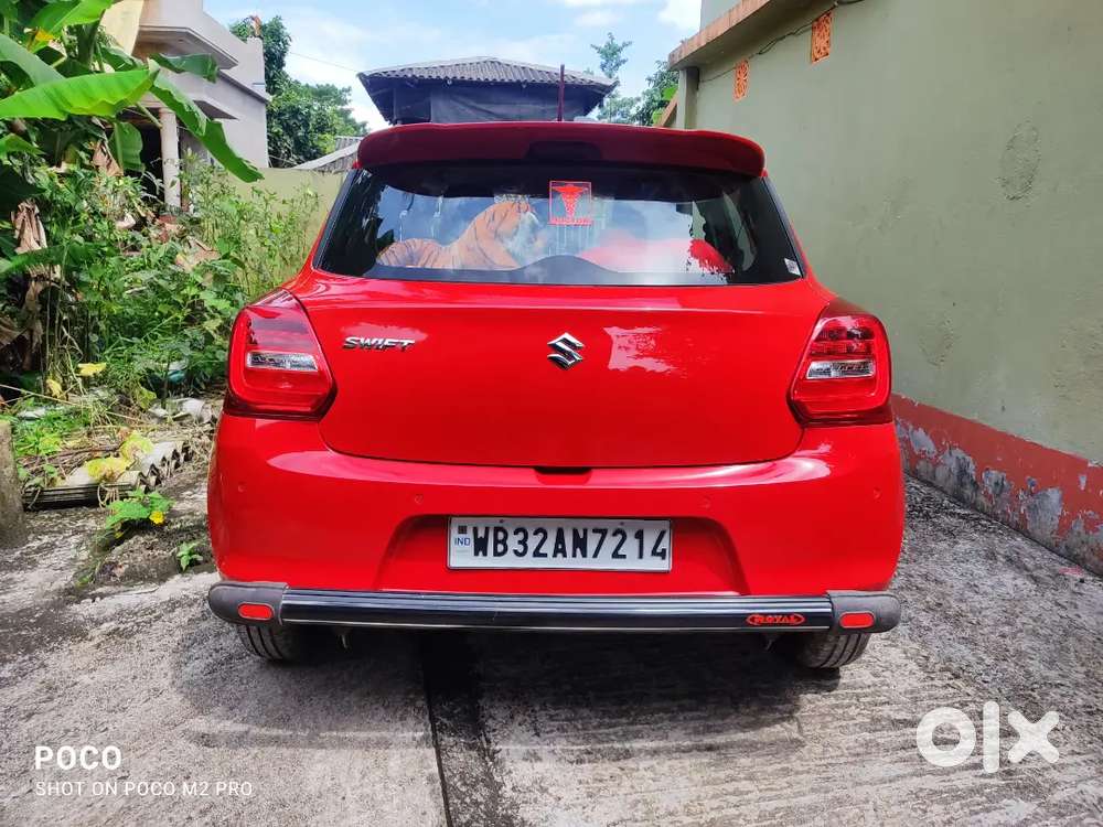 New Maruti Suzuki Swift (automatic) 2023...1156 Km Driven