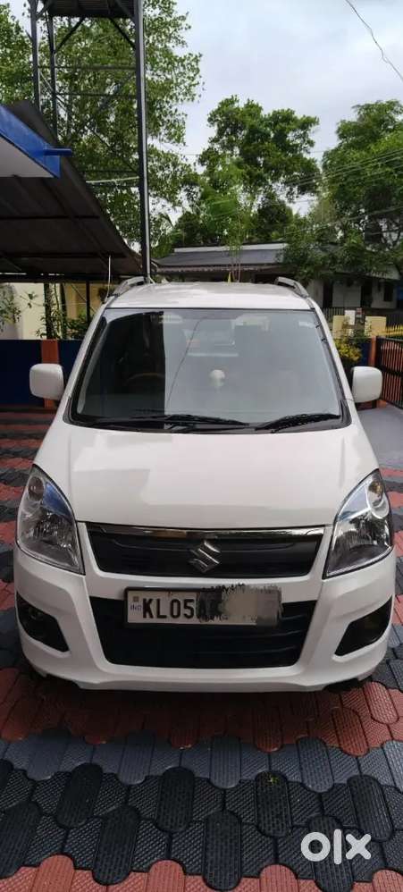Well Maintained Wagon R 2017 Model