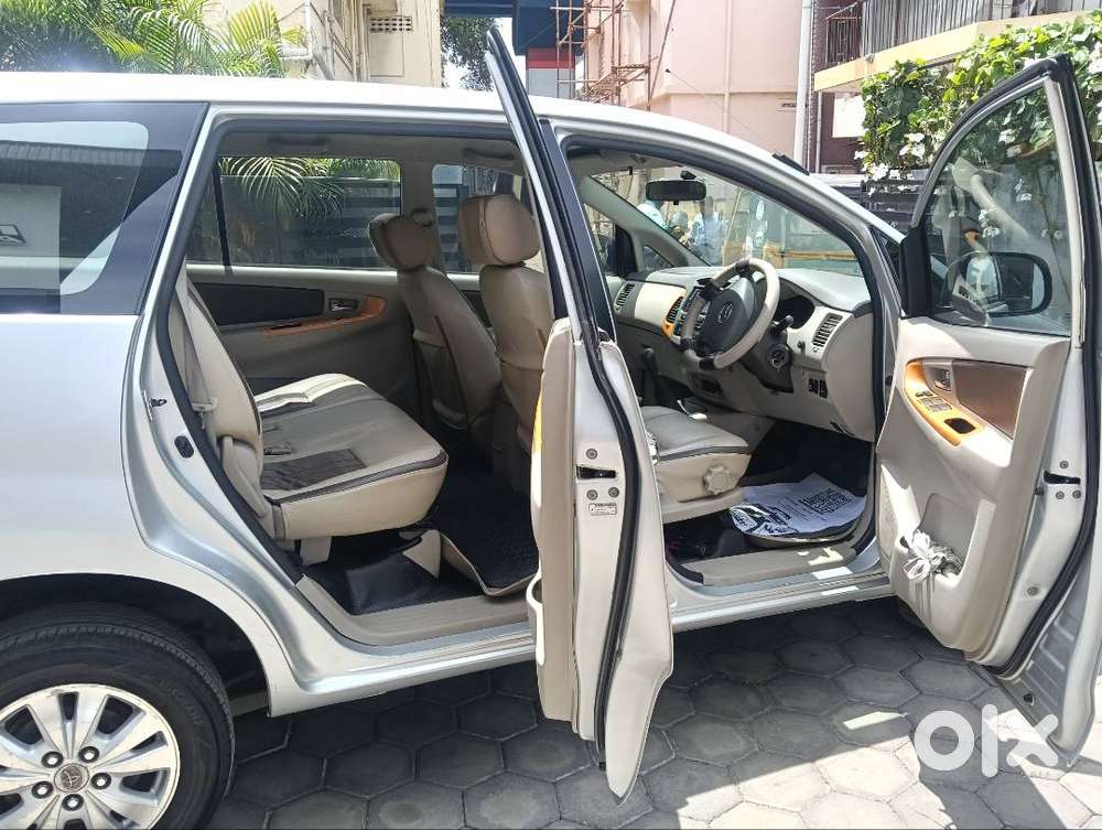 Innova 2010 Model 2nd Owner