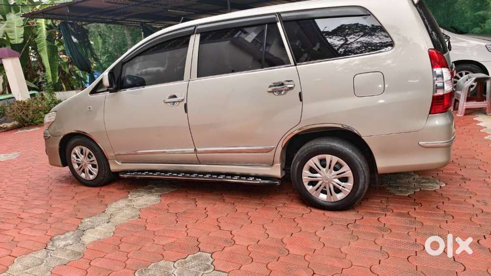 Toyota Innova 2.5 Gx 7 Str Bs-iii, 2016, Diesel