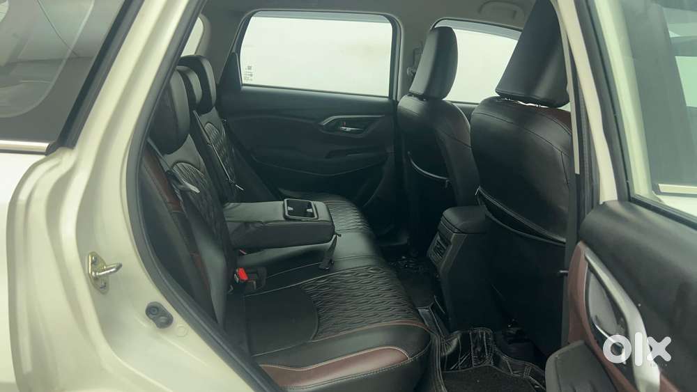 Maruti Suzuki Grand Vitara 1.5 Delta Cng, 2024, Cng & Hybrids