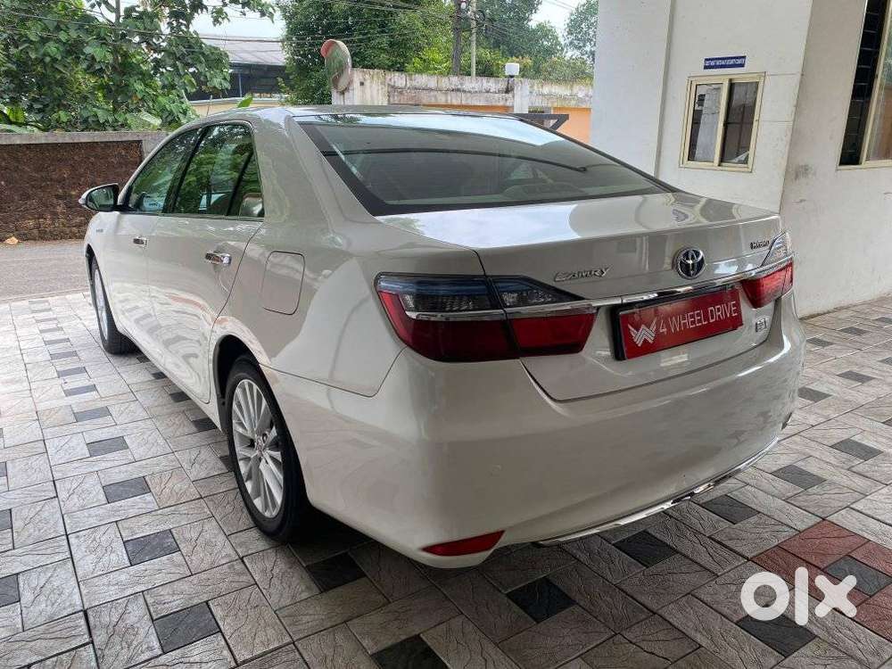Toyota Camry 2.5 Hybrid, 2016, Petrol