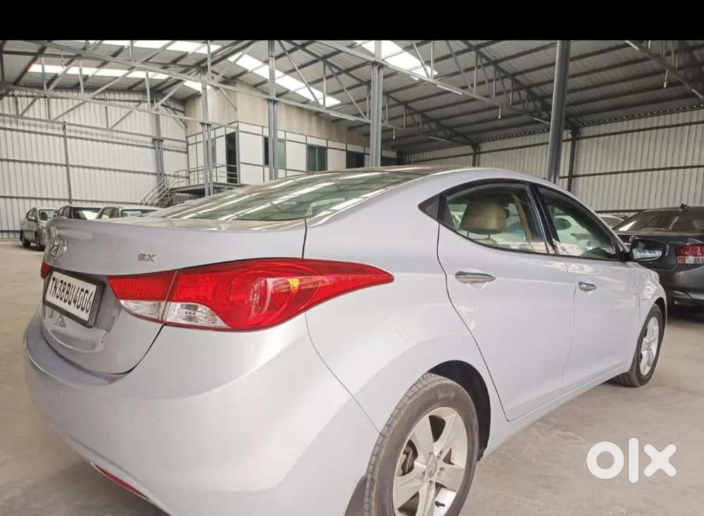Hyundai Elantra Top End