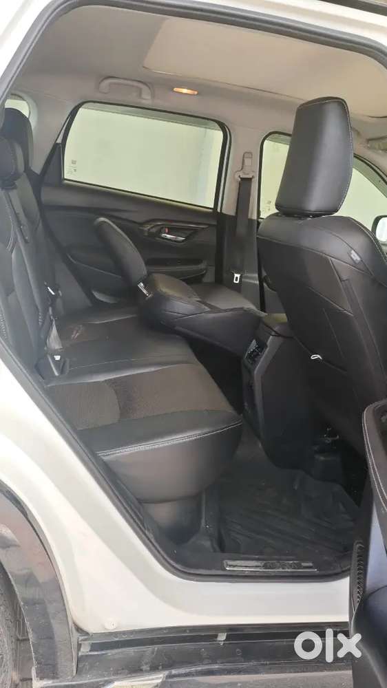 Maruti Suzuki Grand Vitara 2023 Petrol 36000 Km Driven