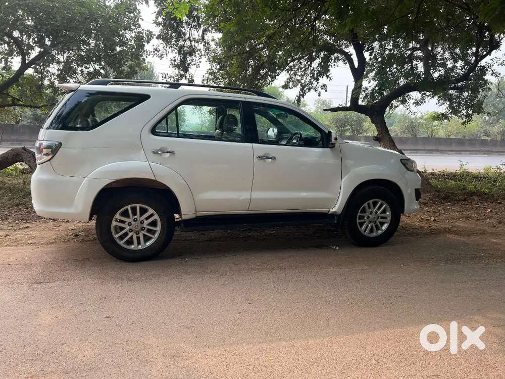 Toyota Fortuner 2014