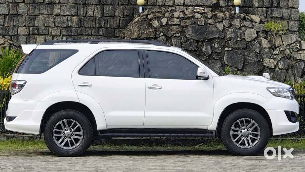 Toyota Fortuner 3.0 4x2 Automatic, 2012, Diesel