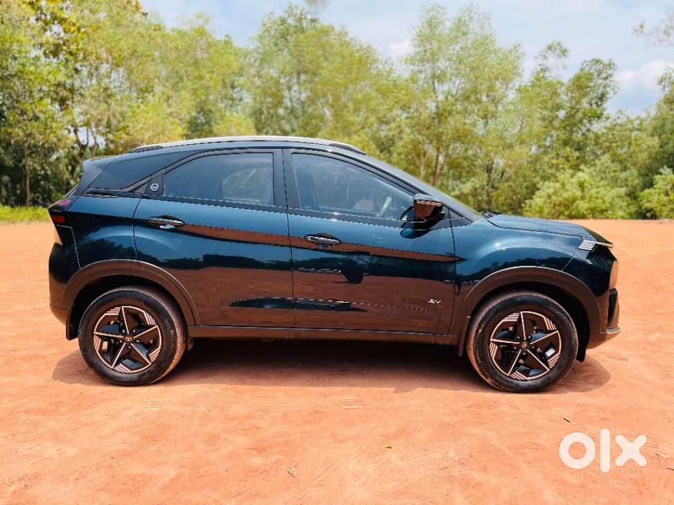 Tata Nexon Ev Empowered Plus Lr, 2023, Electric