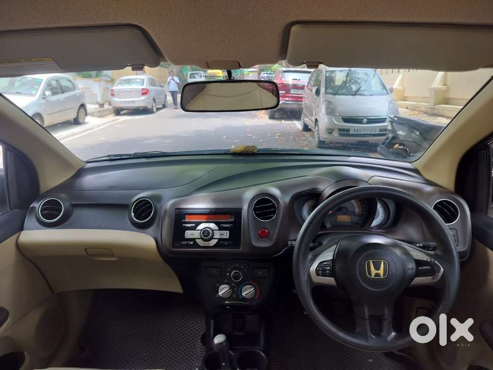 Honda Brio V Mt, 2012, Petrol