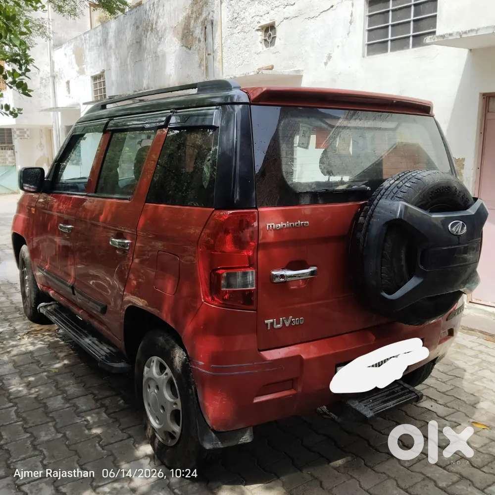 Mahindra Tuv 300 2015 Diesel 810000 Km Driven