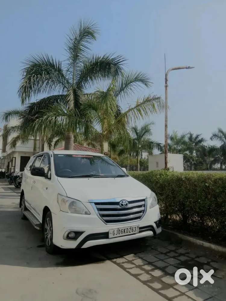 Toyota Innova 2016 Model 2nd Owner